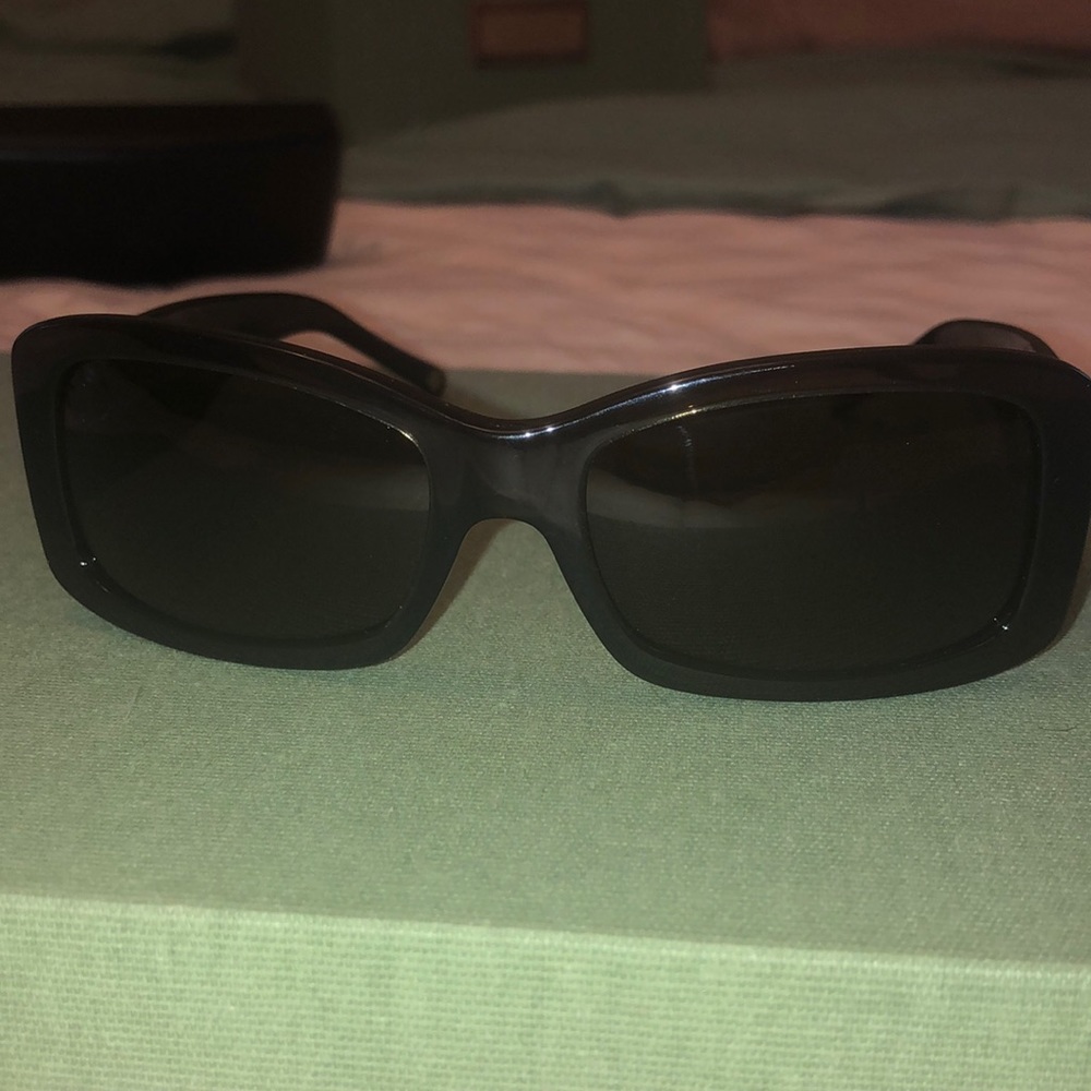 Versace sunglasses - Picture 6 of 13